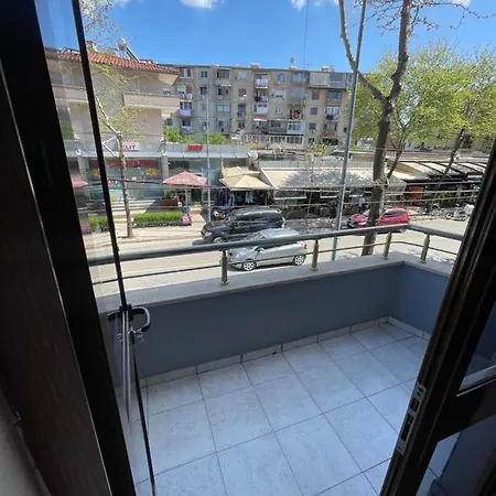 Eljo's 2* Tirana
